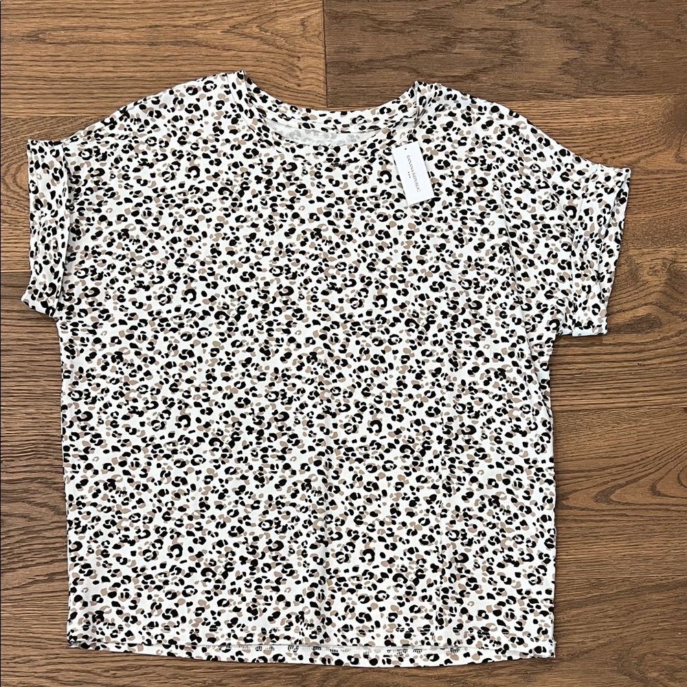 NWT Banana Republic Timeless Tee